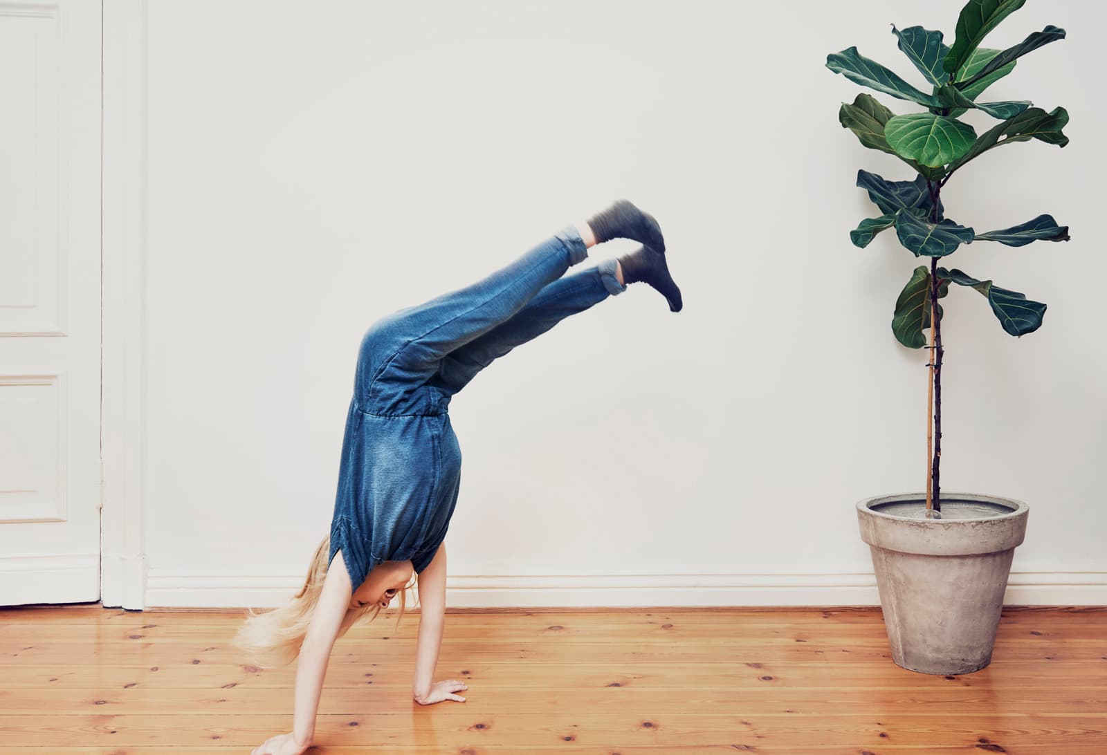 We take care of your moving cleaning so you can do other things.
